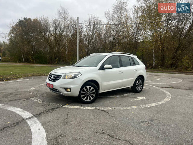 Рено Колеос 2013 в Конотопе на Automoto.ua Белый Рено Колеос, объемом двигателя 2 л и пробегом 254 тыс. км за 11700 $, фото 1 на Automoto.ua
