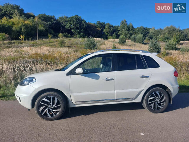 Белый Рено Колеос, объемом двигателя 2 л и пробегом 168 тыс. км за 13700 $, фото 1 на Automoto.ua