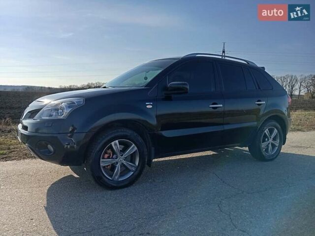 Черный Рено Колеос, объемом двигателя 2.5 л и пробегом 230 тыс. км за 7500 $, фото 1 на Automoto.ua