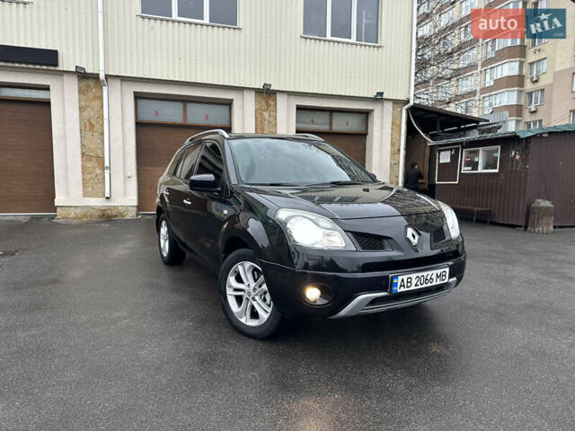 Черный Рено Колеос, объемом двигателя 2 л и пробегом 171 тыс. км за 11400 $, фото 1 на Automoto.ua