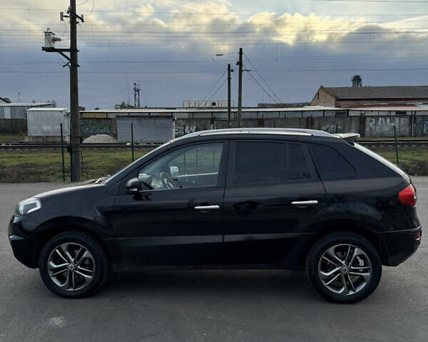 Черный Рено Колеос, объемом двигателя 2 л и пробегом 261 тыс. км за 10500 $, фото 1 на Automoto.ua