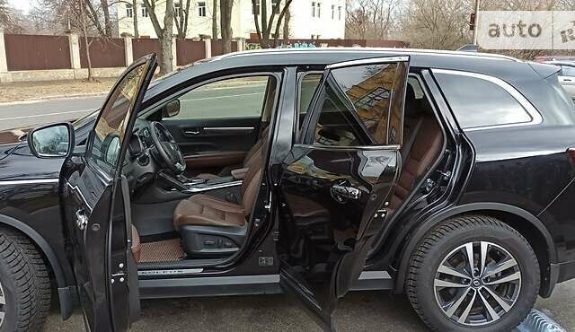 Черный Рено Колеос, объемом двигателя 2.5 л и пробегом 21 тыс. км за 22600 $, фото 1 на Automoto.ua