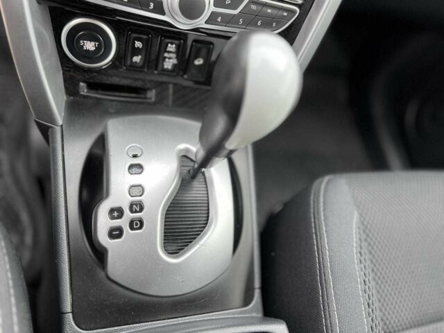 Червоний Рено Колеос, об'ємом двигуна 2 л та пробігом 228 тис. км за 9999 $, фото 1 на Automoto.ua