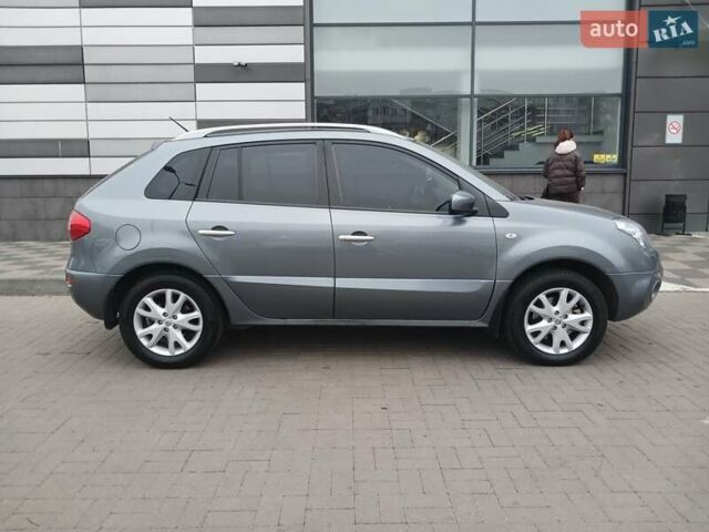 Серый Рено Колеос, объемом двигателя 2.5 л и пробегом 186 тыс. км за 8700 $, фото 1 на Automoto.ua