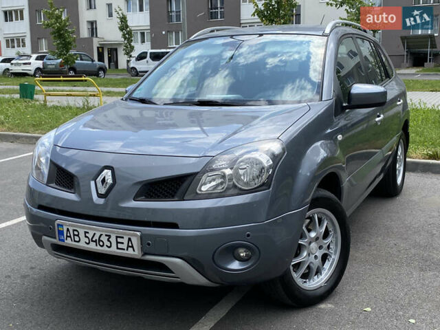 Серый Рено Колеос, объемом двигателя 2 л и пробегом 218 тыс. км за 8750 $, фото 1 на Automoto.ua