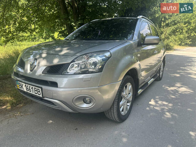 Рено Колеос 2008 в Радивилове на Automoto.ua Серый Рено Колеос, объемом двигателя 2.49 л и пробегом 210 тыс. км за 8500 $, фото 1 на Automoto.ua