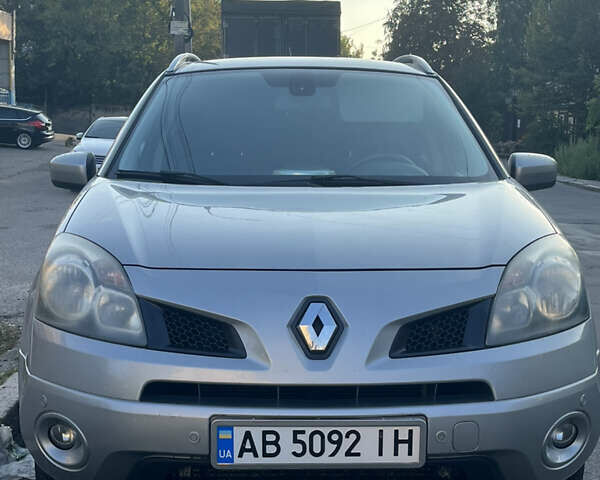 Сірий Рено Колеос, об'ємом двигуна 2 л та пробігом 260 тис. км за 8600 $, фото 1 на Automoto.ua