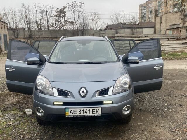Серый Рено Колеос, объемом двигателя 2.5 л и пробегом 119 тыс. км за 9300 $, фото 1 на Automoto.ua
