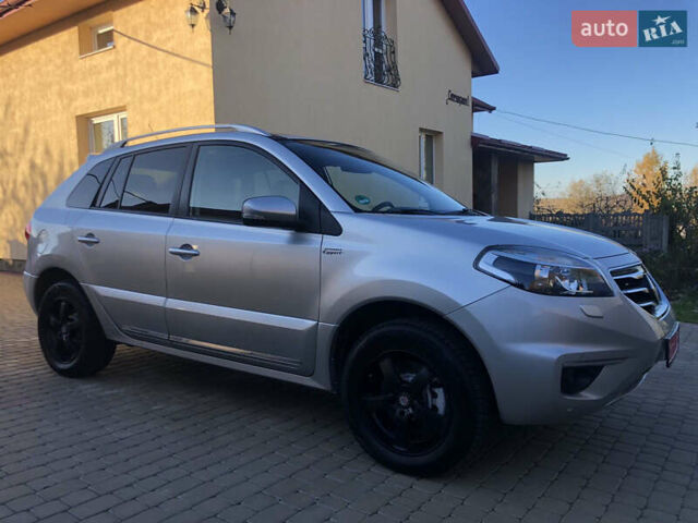 Сірий Рено Колеос, об'ємом двигуна 2 л та пробігом 96 тис. км за 13550 $, фото 1 на Automoto.ua