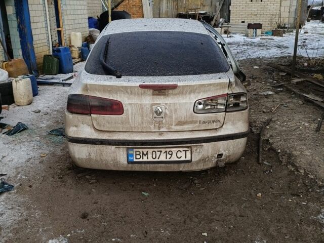 Белый Рено Лагуна, объемом двигателя 1.9 л и пробегом 450 тыс. км за 1100 $, фото 1 на Automoto.ua