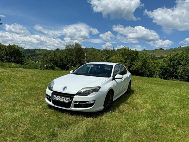 Білий Рено Лагуна, об'ємом двигуна 2 л та пробігом 290 тис. км за 5600 $, фото 1 на Automoto.ua