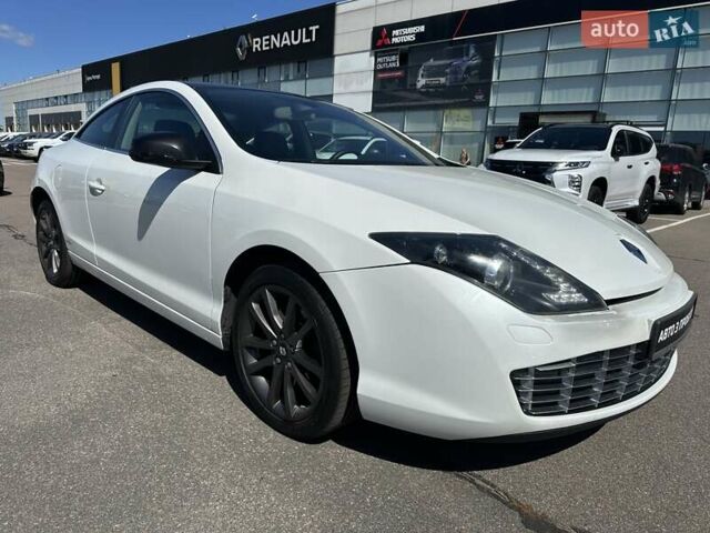 Білий Рено Лагуна, об'ємом двигуна 2 л та пробігом 242 тис. км за 8700 $, фото 1 на Automoto.ua