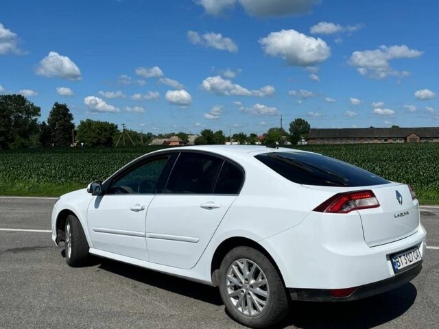 Белый Рено Лагуна, объемом двигателя 1.5 л и пробегом 390 тыс. км за 7600 $, фото 1 на Automoto.ua