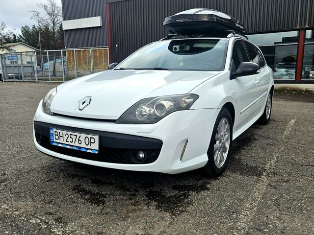 Білий Рено Лагуна, об'ємом двигуна 2 л та пробігом 253 тис. км за 6650 $, фото 1 на Automoto.ua