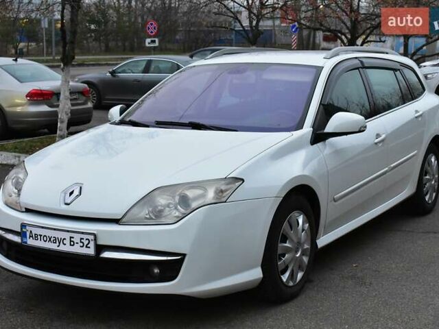 Белый Рено Лагуна, объемом двигателя 1.5 л и пробегом 183 тыс. км за 5900 $, фото 1 на Automoto.ua