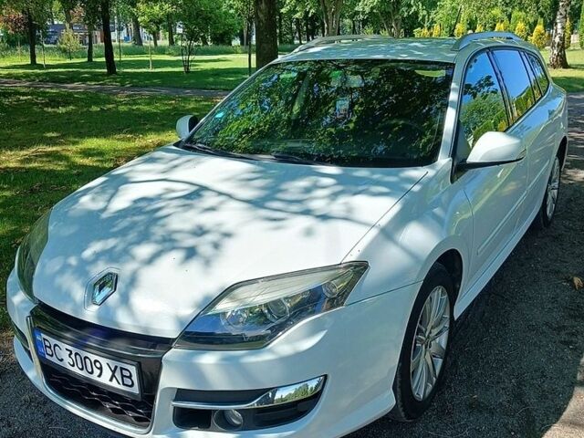 Белый Рено Лагуна, объемом двигателя 1.46 л и пробегом 171 тыс. км за 6700 $, фото 1 на Automoto.ua