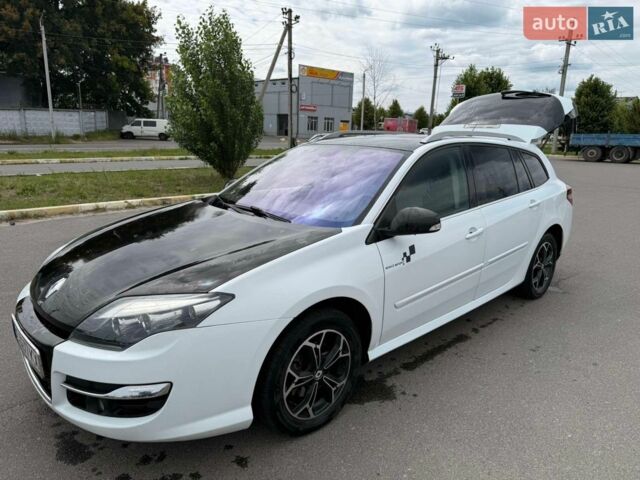 Білий Рено Лагуна, об'ємом двигуна 1.46 л та пробігом 390 тис. км за 5800 $, фото 1 на Automoto.ua