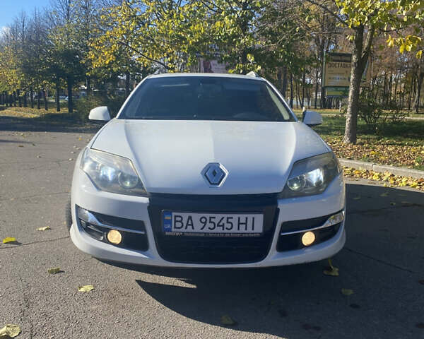 Белый Рено Лагуна, объемом двигателя 1.46 л и пробегом 344 тыс. км за 7300 $, фото 1 на Automoto.ua