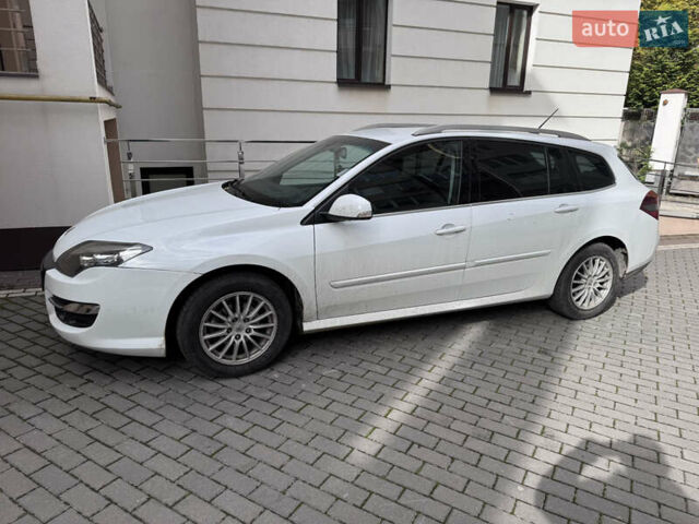 Белый Рено Лагуна, объемом двигателя 1.46 л и пробегом 201 тыс. км за 6500 $, фото 1 на Automoto.ua