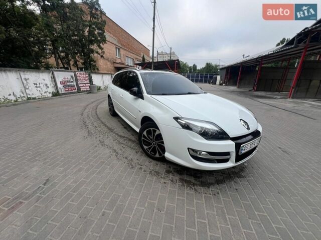 Белый Рено Лагуна, объемом двигателя 2 л и пробегом 296 тыс. км за 7250 $, фото 1 на Automoto.ua