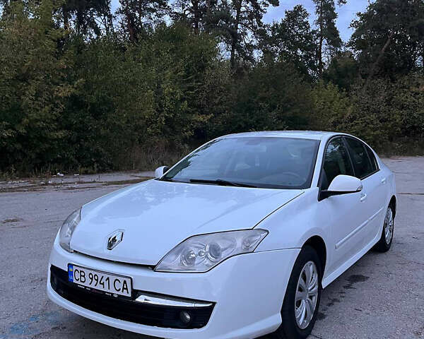 Білий Рено Лагуна, об'ємом двигуна 1.5 л та пробігом 337 тис. км за 4850 $, фото 1 на Automoto.ua