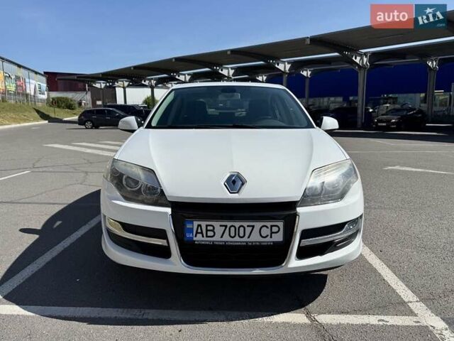 Белый Рено Лагуна, объемом двигателя 1.5 л и пробегом 219 тыс. км за 8200 $, фото 1 на Automoto.ua