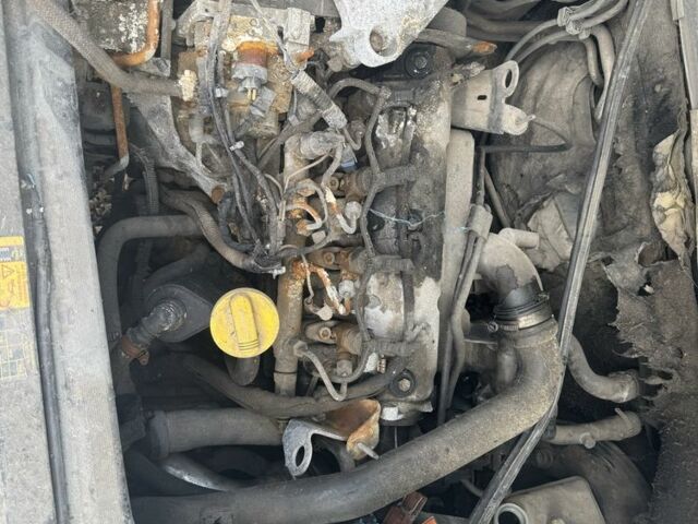 Бежевий Рено Лагуна, об'ємом двигуна 0 л та пробігом 300 тис. км за 800 $, фото 1 на Automoto.ua