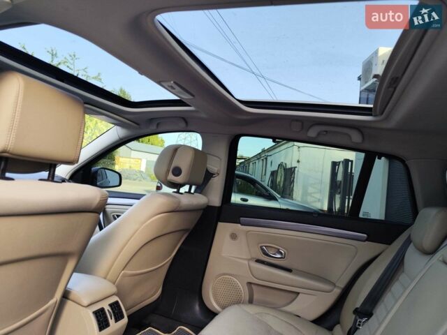 Бежевый Рено Лагуна, объемом двигателя 1.5 л и пробегом 250 тыс. км за 6900 $, фото 1 на Automoto.ua