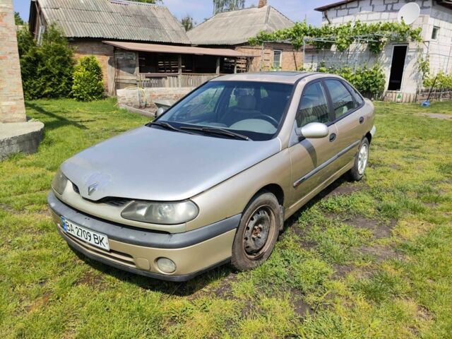 Бежевый Рено Лагуна, объемом двигателя 1.8 л и пробегом 332 тыс. км за 2200 $, фото 1 на Automoto.ua