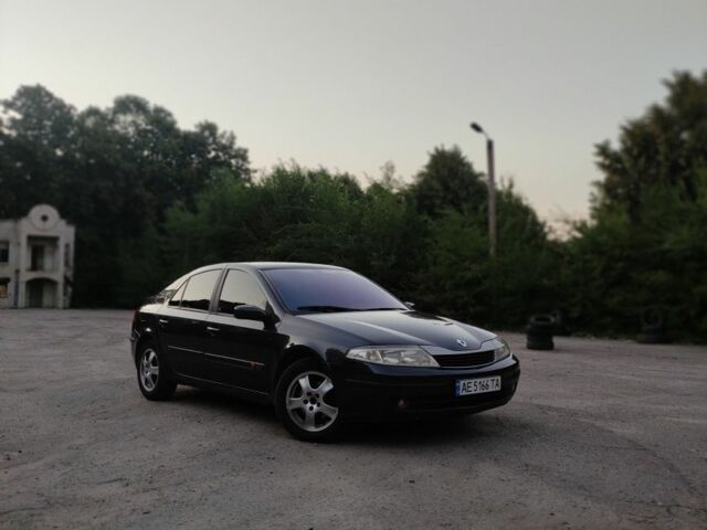 Черный Рено Лагуна, объемом двигателя 1.8 л и пробегом 320 тыс. км за 3700 $, фото 1 на Automoto.ua
