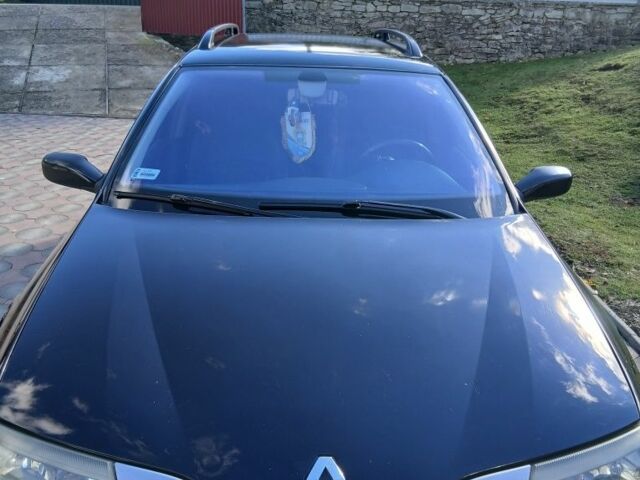 Черный Рено Лагуна, объемом двигателя 2 л и пробегом 328 тыс. км за 3207 $, фото 1 на Automoto.ua