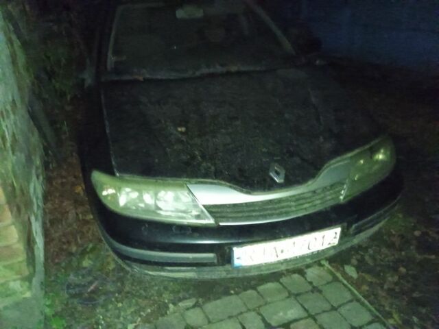 Черный Рено Лагуна, объемом двигателя 1.9 л и пробегом 200 тыс. км за 600 $, фото 1 на Automoto.ua