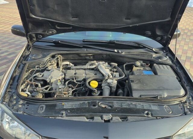 Чорний Рено Лагуна, об'ємом двигуна 1.9 л та пробігом 271 тис. км за 5500 $, фото 1 на Automoto.ua