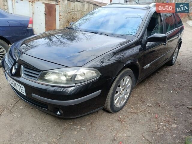 Черный Рено Лагуна, объемом двигателя 2 л и пробегом 147 тыс. км за 3350 $, фото 1 на Automoto.ua