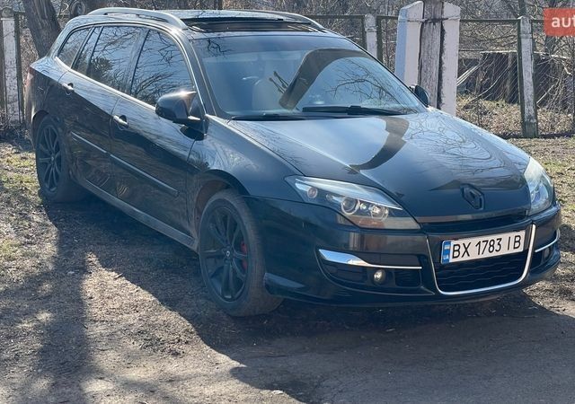 Черный Рено Лагуна, объемом двигателя 1.5 л и пробегом 274 тыс. км за 6999 $, фото 1 на Automoto.ua