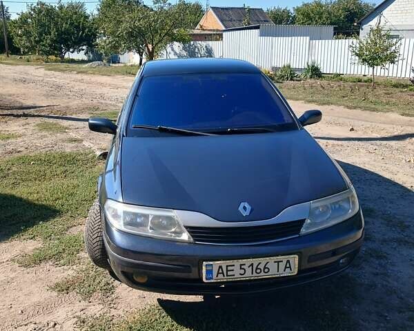 Чорний Рено Лагуна, об'ємом двигуна 1.78 л та пробігом 330 тис. км за 3000 $, фото 1 на Automoto.ua