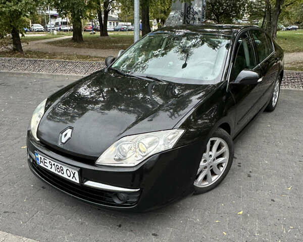Черный Рено Лагуна, объемом двигателя 2 л и пробегом 299 тыс. км за 5300 $, фото 1 на Automoto.ua