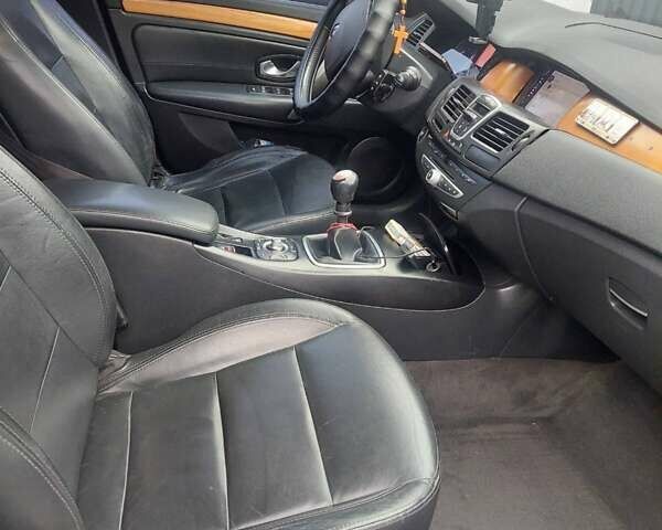 Черный Рено Лагуна, объемом двигателя 2 л и пробегом 343 тыс. км за 5800 $, фото 1 на Automoto.ua