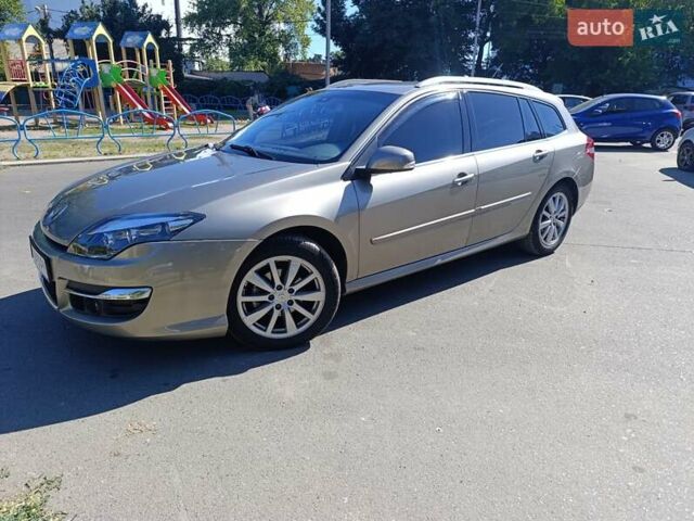 Коричневый Рено Лагуна, объемом двигателя 1.5 л и пробегом 245 тыс. км за 6500 $, фото 1 на Automoto.ua