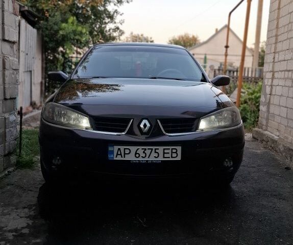 Коричневый Рено Лагуна, объемом двигателя 1.6 л и пробегом 157 тыс. км за 4500 $, фото 1 на Automoto.ua