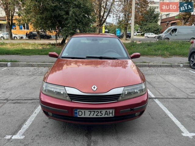 Красный Рено Лагуна, объемом двигателя 1.87 л и пробегом 332 тыс. км за 2300 $, фото 1 на Automoto.ua