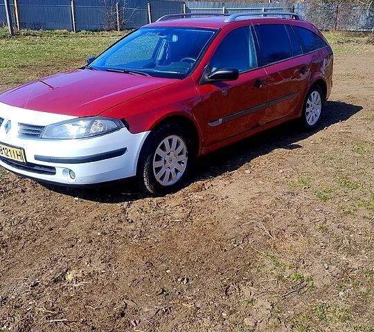 Красный Рено Лагуна, объемом двигателя 2.2 л и пробегом 227 тыс. км за 2500 $, фото 1 на Automoto.ua