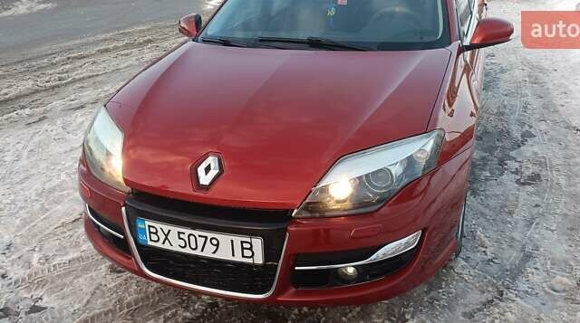 Красный Рено Лагуна, объемом двигателя 2 л и пробегом 233 тыс. км за 8200 $, фото 1 на Automoto.ua