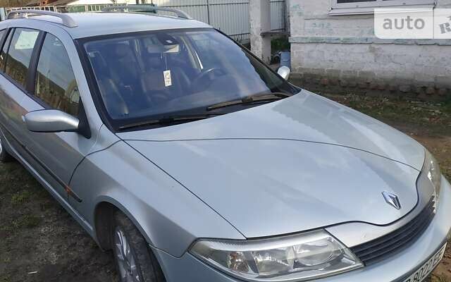 Рено Лагуна, об'ємом двигуна 2 л та пробігом 215 тис. км за 4900 $, фото 1 на Automoto.ua