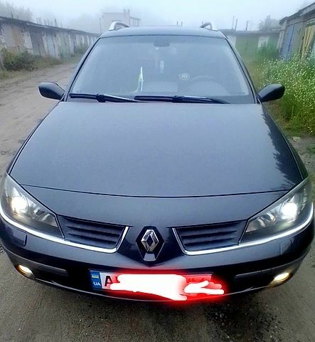Рено Лагуна, об'ємом двигуна 2.2 л та пробігом 300 тис. км за 3924 $, фото 1 на Automoto.ua