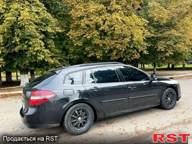 Рено Лагуна, объемом двигателя 1.5 л и пробегом 215 тыс. км за 6800 $, фото 1 на Automoto.ua