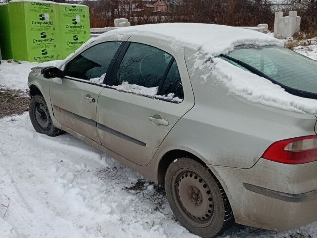 Серый Рено Лагуна, объемом двигателя 0 л и пробегом 290 тыс. км за 1000 $, фото 1 на Automoto.ua