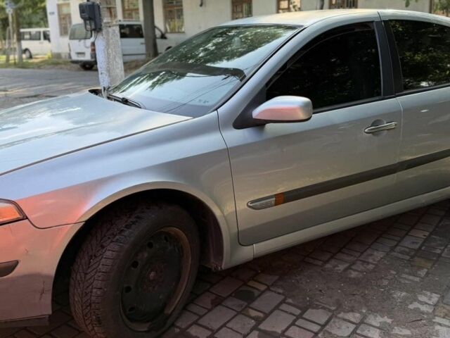 Серый Рено Лагуна, объемом двигателя 2 л и пробегом 2 тыс. км за 1751 $, фото 1 на Automoto.ua