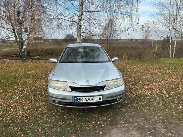 Серый Рено Лагуна, объемом двигателя 1.9 л и пробегом 345 тыс. км за 2000 $, фото 1 на Automoto.ua