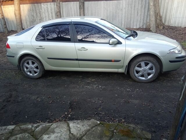 Сірий Рено Лагуна, об'ємом двигуна 1.99 л та пробігом 317 тис. км за 3900 $, фото 1 на Automoto.ua